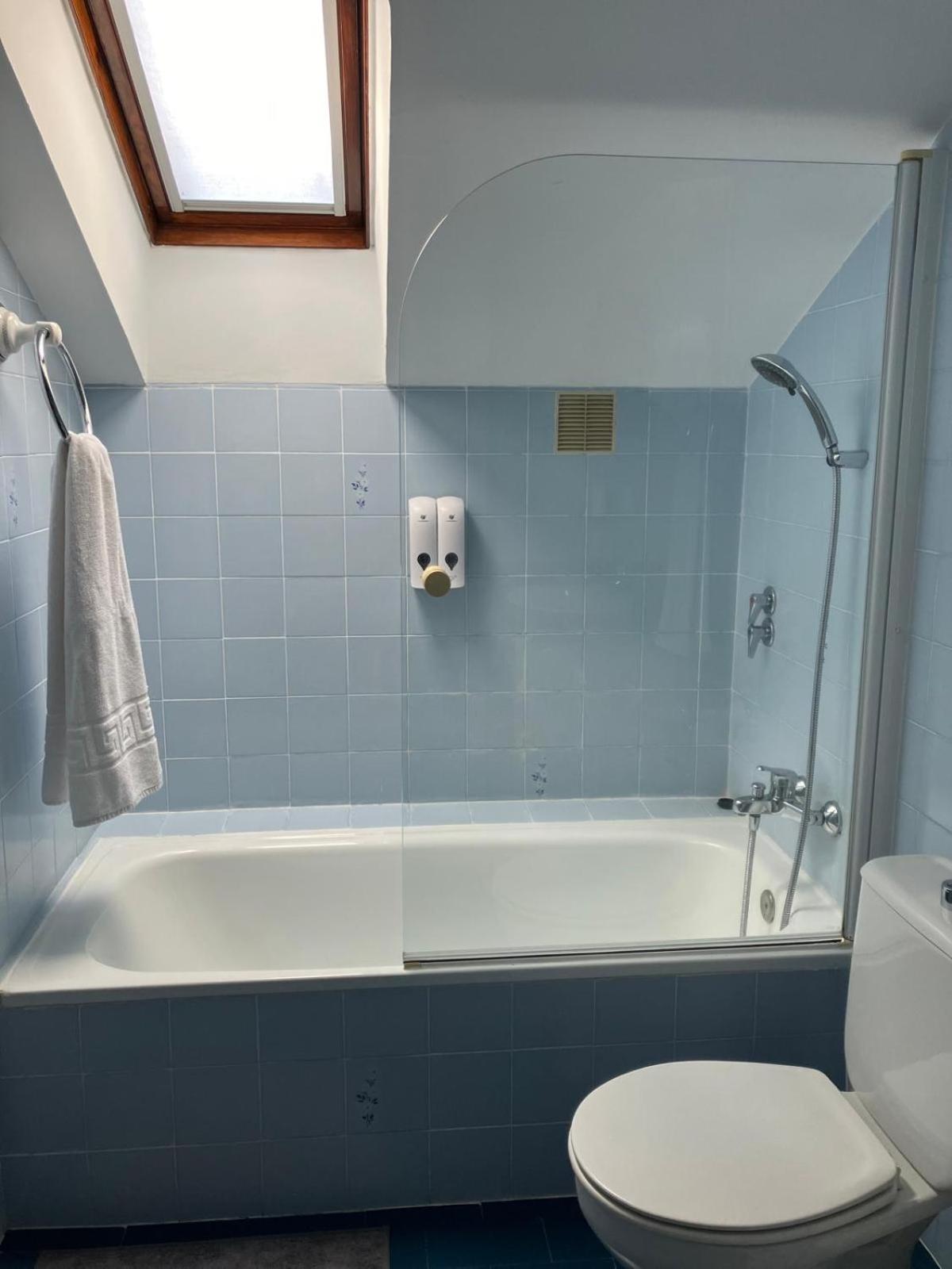 Duplex 122M2, 4 Dormitorios, 2 Banos Completos, Wifi 1Gb Mundaka Exterior photo